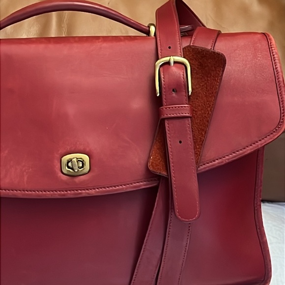 -𝐒𝐎𝐋𝐃-Vintage Red Coach Lexington Briefcase/Attache Case - Picture 3 of 16